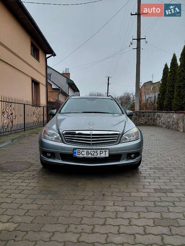 Универсал Mercedes-Benz C-Class 2009 в Сокале
