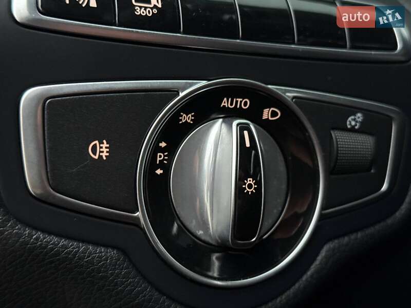 Седан Mercedes-Benz C-Class 2016 в Києві фото 28 Седан Mercedes-Benz C-Class 2016 в Києві