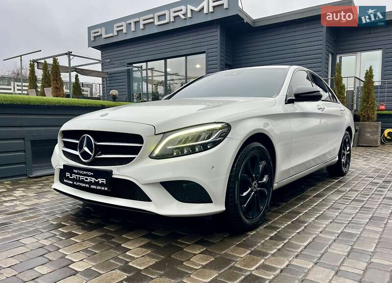 Седан Mercedes-Benz C-Class 2018 в Киеве фото 4 Седан Mercedes-Benz C-Class 2018 в Киеве