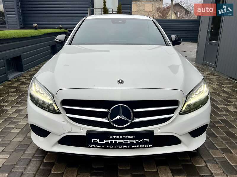 Седан Mercedes-Benz C-Class 2018 в Киеве фото 13 Седан Mercedes-Benz C-Class 2018 в Киеве