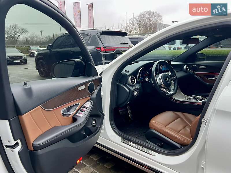 Седан Mercedes-Benz C-Class 2018 в Киеве фото 14 Седан Mercedes-Benz C-Class 2018 в Киеве