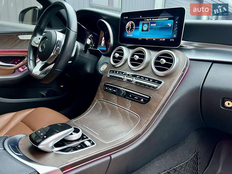 Седан Mercedes-Benz C-Class 2018 в Киеве фото 48 Седан Mercedes-Benz C-Class 2018 в Киеве