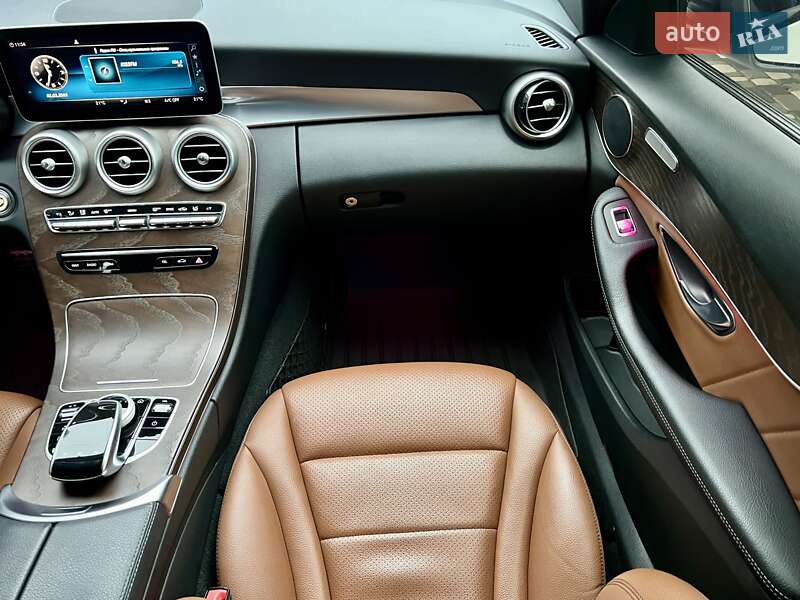 Седан Mercedes-Benz C-Class 2018 в Киеве фото 61 Седан Mercedes-Benz C-Class 2018 в Киеве