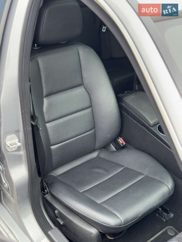 Седан Mercedes-Benz C-Class 2014 в Днепре