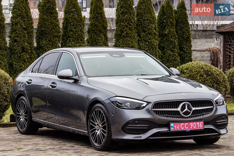 Mercedes-Benz C-Class 2024