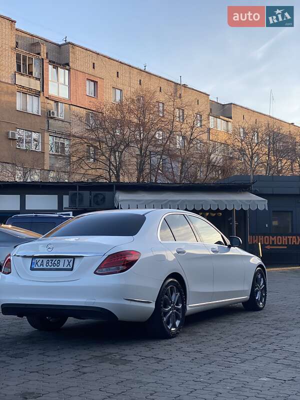 Седан Mercedes-Benz C-Class 2014 в Кривом Роге