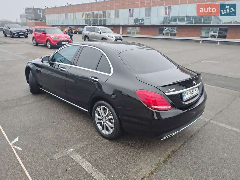 Седан Mercedes-Benz C-Class 2016 в Киеве