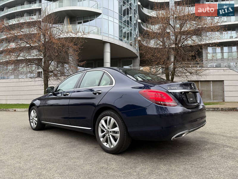Mercedes-Benz C-Class 2020