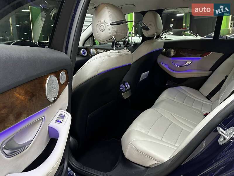 Седан Mercedes-Benz C-Class 2016 в Києві