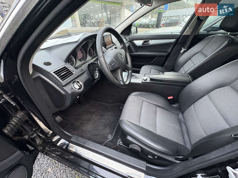 Универсал Mercedes-Benz C-Class 2010 в Сарнах