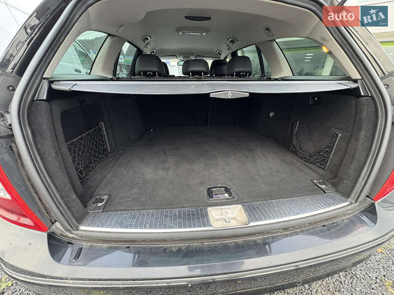Универсал Mercedes-Benz C-Class 2010 в Сарнах