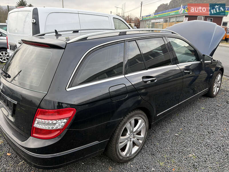 Универсал Mercedes-Benz C-Class 2010 в Сарнах