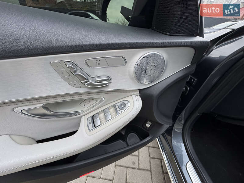 Седан Mercedes-Benz C-Class 2016 в Львове фото 11 Седан Mercedes-Benz C-Class 2016 в Львове