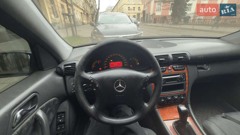 Седан Mercedes-Benz C-Class 2002 в Львове фото 9 Седан Mercedes-Benz C-Class 2002 в Львове