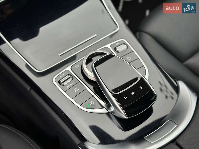 Седан Mercedes-Benz C-Class 2017 в Киеве фото 40 Седан Mercedes-Benz C-Class 2017 в Киеве