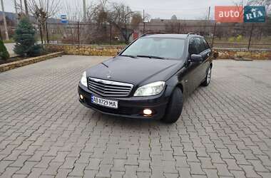 Універсал Mercedes-Benz C-Class 2010 в Могилів-Подільському