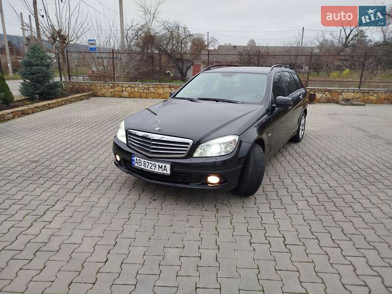 Mercedes-Benz C-Class 2010