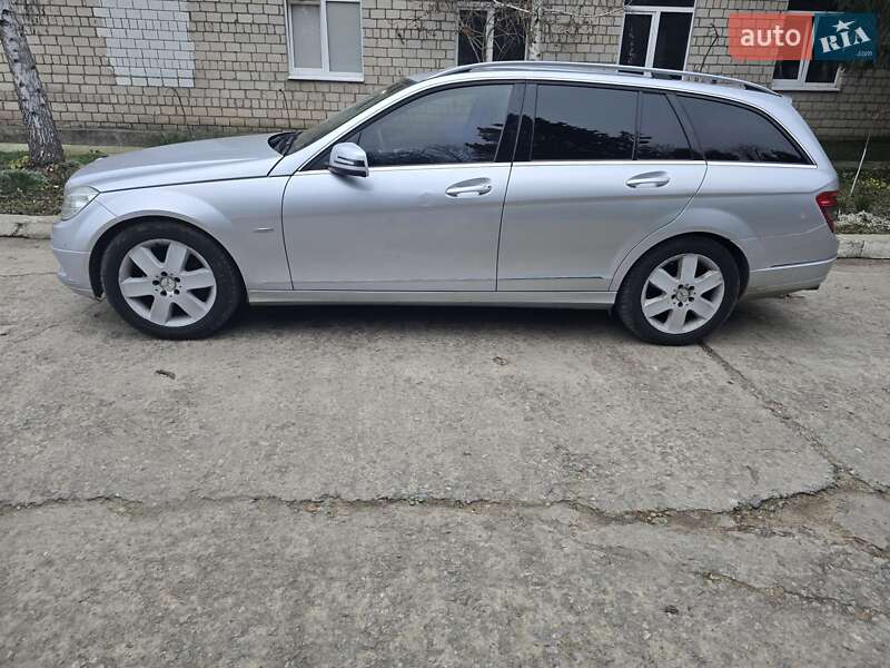 Универсал Mercedes-Benz C-Class 2009 в Новоднестровске фото 2 Универсал Mercedes-Benz C-Class 2009 в Новоднестровске