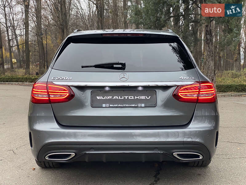 Універсал Mercedes-Benz C-Class 2018 в Києві