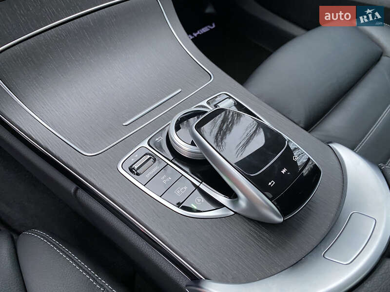 Універсал Mercedes-Benz C-Class 2018 в Києві