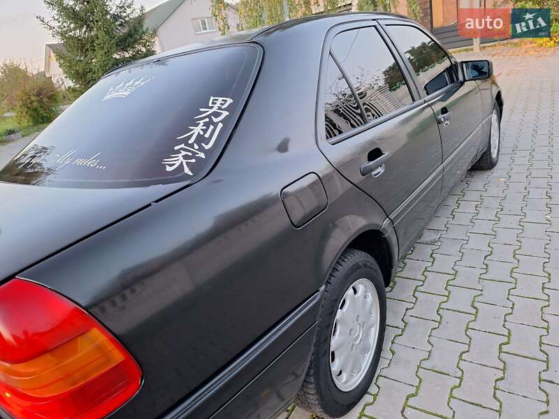 Седан Mercedes-Benz C-Class 1994 в Чернівцях фото 14 Седан Mercedes-Benz C-Class 1994 в Чернівцях