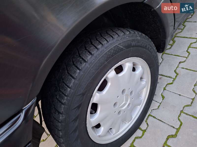 Седан Mercedes-Benz C-Class 1994 в Чернівцях фото 16 Седан Mercedes-Benz C-Class 1994 в Чернівцях