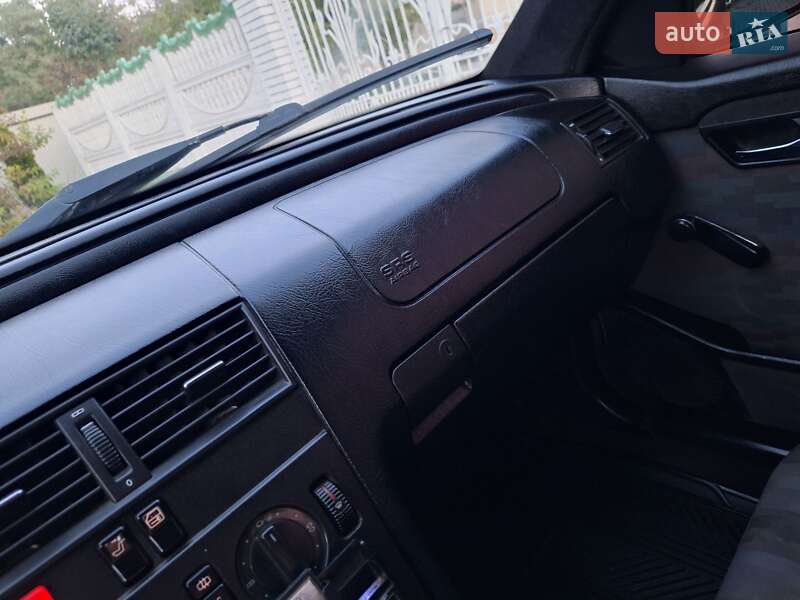 Седан Mercedes-Benz C-Class 1994 в Чернівцях фото 35 Седан Mercedes-Benz C-Class 1994 в Чернівцях