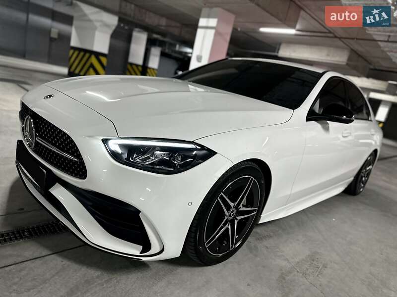 Седан Mercedes-Benz C-Class 2022 в Днепре