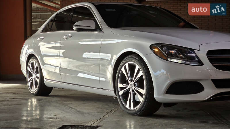 Седан Mercedes-Benz C-Class 2018 в Самборе