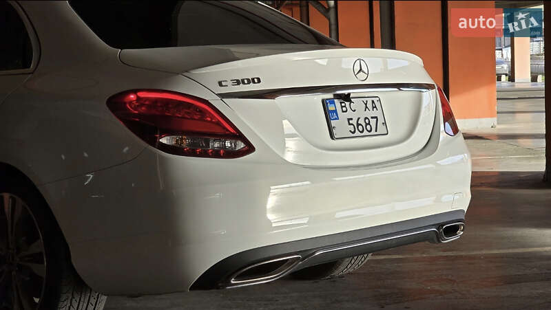 Седан Mercedes-Benz C-Class 2018 в Самборе