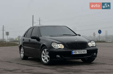 Седан Mercedes-Benz C-Class 2004 в Виннице