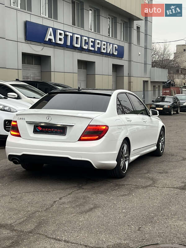 Седан Mercedes-Benz C-Class 2013 в Одесі фото 12 Седан Mercedes-Benz C-Class 2013 в Одесі