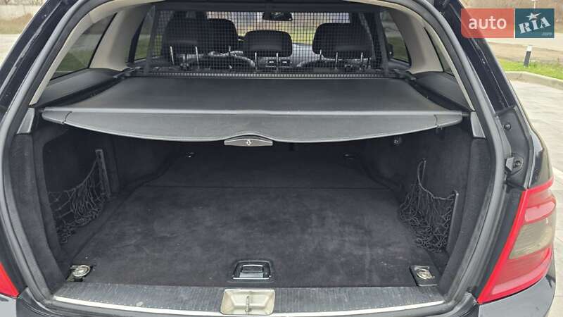 Универсал Mercedes-Benz C-Class 2009 в Бердичеве фото 8 Универсал Mercedes-Benz C-Class 2009 в Бердичеве