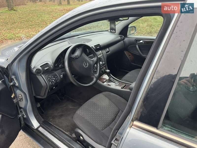 Седан Mercedes-Benz C-Class 2004 в Кропивницком