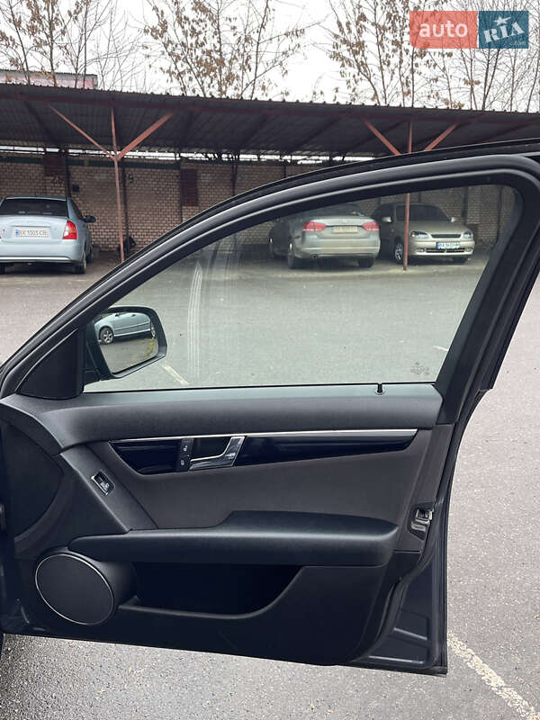 Универсал Mercedes-Benz C-Class 2008 в Хмельницком фото 24 Универсал Mercedes-Benz C-Class 2008 в Хмельницком