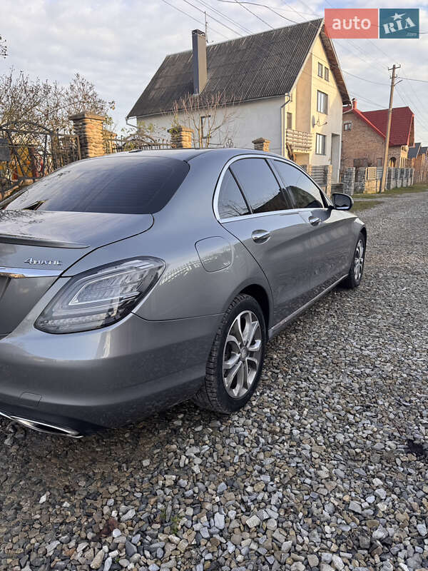 Седан Mercedes-Benz C-Class 2015 в Коломые