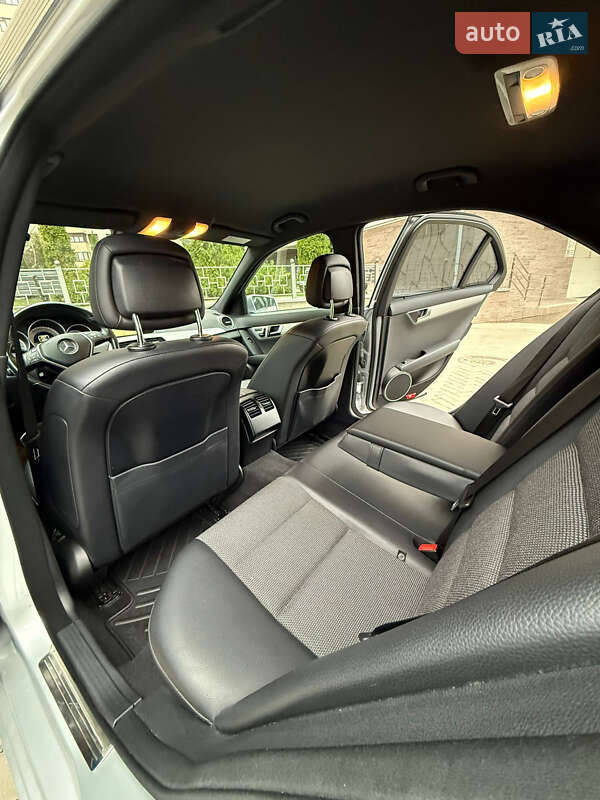 Седан Mercedes-Benz C-Class 2012 в Одессе фото 14 Седан Mercedes-Benz C-Class 2012 в Одессе