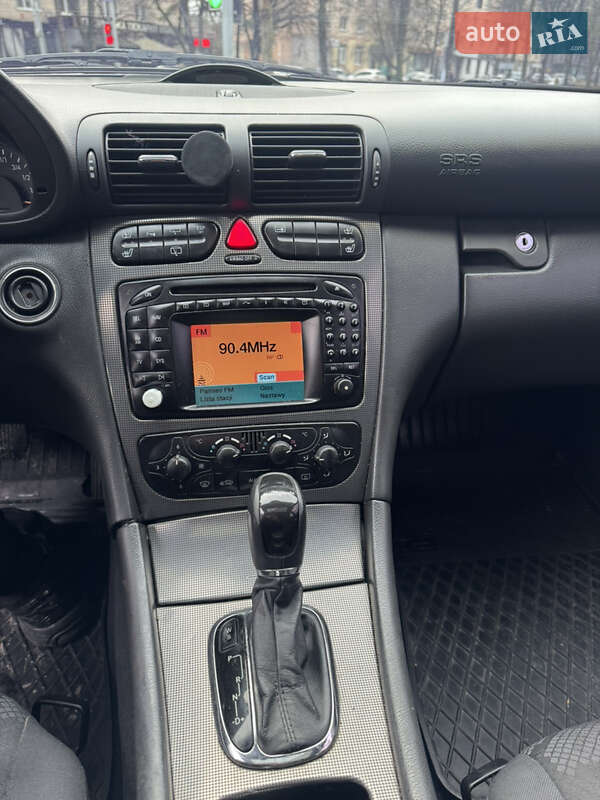 Универсал Mercedes-Benz C-Class 2002 в Ровно