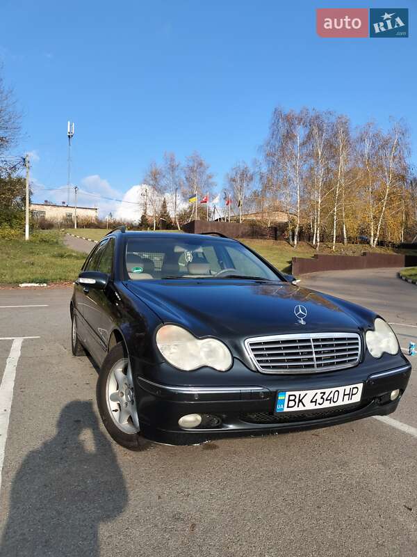 Универсал Mercedes-Benz C-Class 2004 в Ровно фото Универсал Mercedes-Benz C-Class 2004 в Ровно