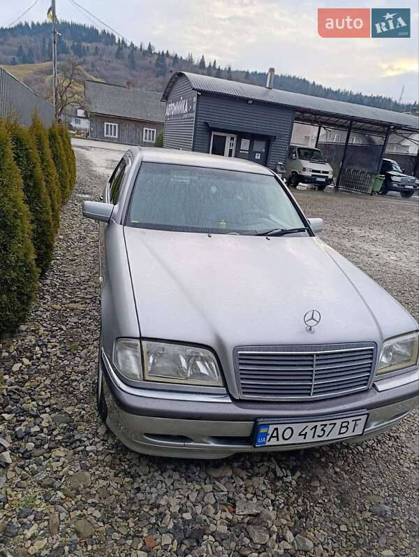 Седан Mercedes-Benz C-Class 1998 в Рахове фото 4 Седан Mercedes-Benz C-Class 1998 в Рахове