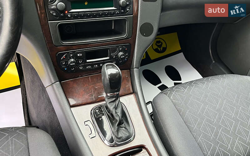 Седан Mercedes-Benz C-Class 2003 в Стрые