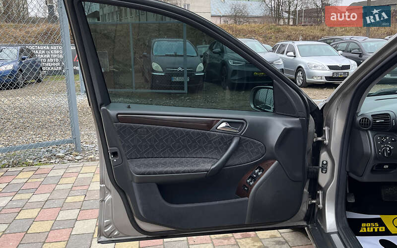 Седан Mercedes-Benz C-Class 2003 в Стрые