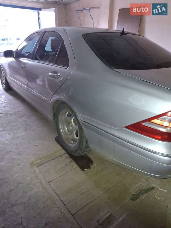 Седан Mercedes-Benz C-Class 2001 в Полтаве