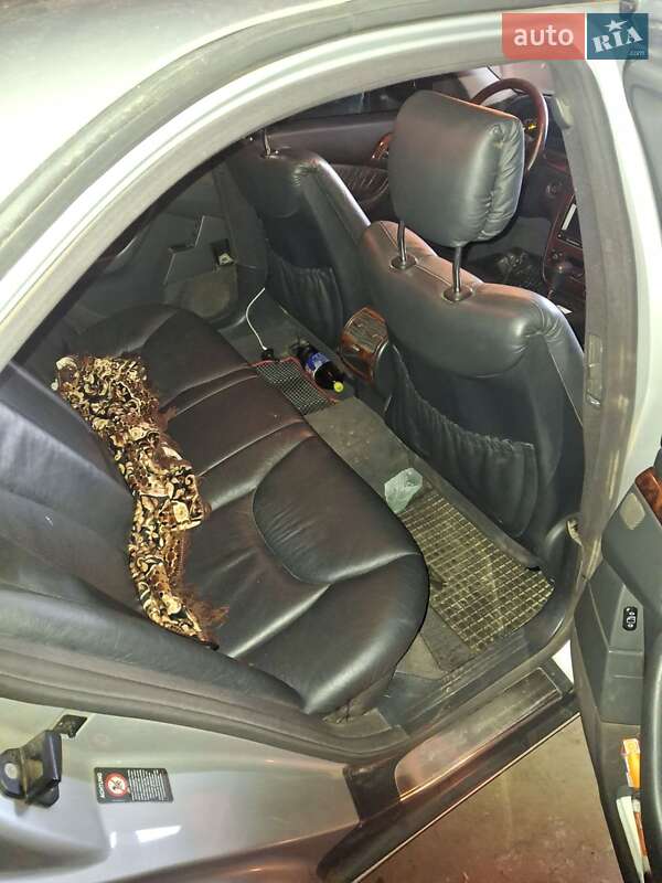 Седан Mercedes-Benz C-Class 2001 в Полтаве