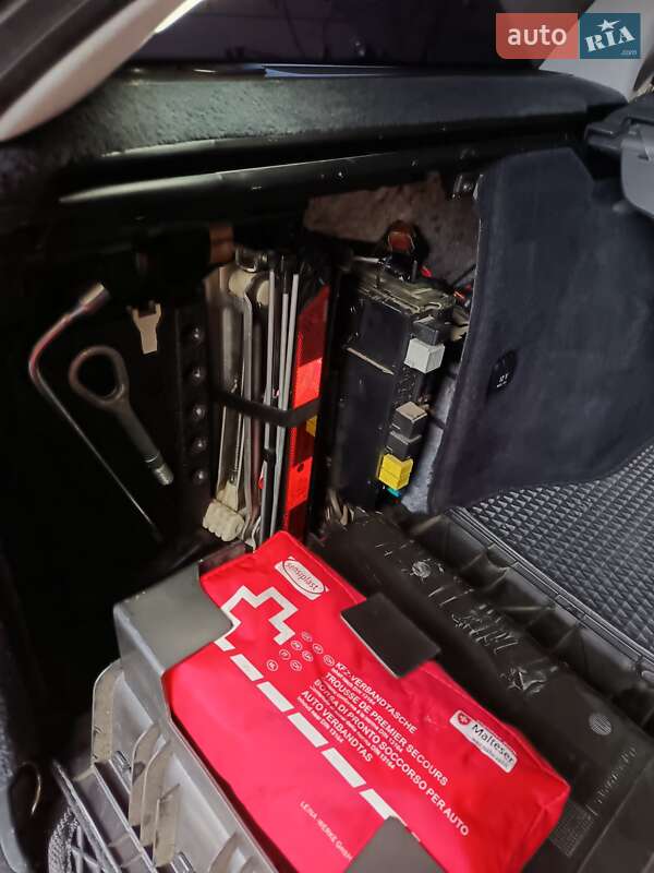 Универсал Mercedes-Benz C-Class 2003 в Миргороде фото 40 Универсал Mercedes-Benz C-Class 2003 в Миргороде