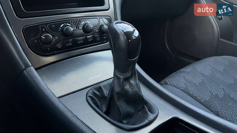 Универсал Mercedes-Benz C-Class 2004 в Киеве