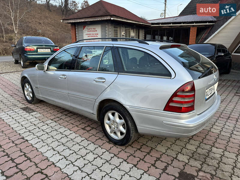 Универсал Mercedes-Benz C-Class 2001 в Тячеве фото 5 Универсал Mercedes-Benz C-Class 2001 в Тячеве