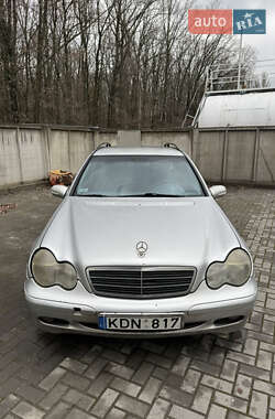 Універсал Mercedes-Benz C-Class 2002 в Запоріжжі