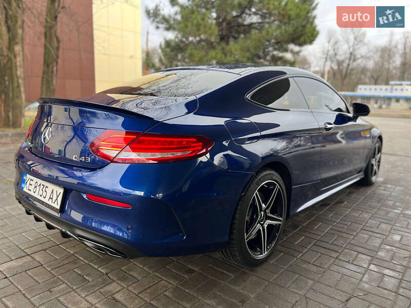 Купе Mercedes-Benz C-Class 2017 в Дніпрі