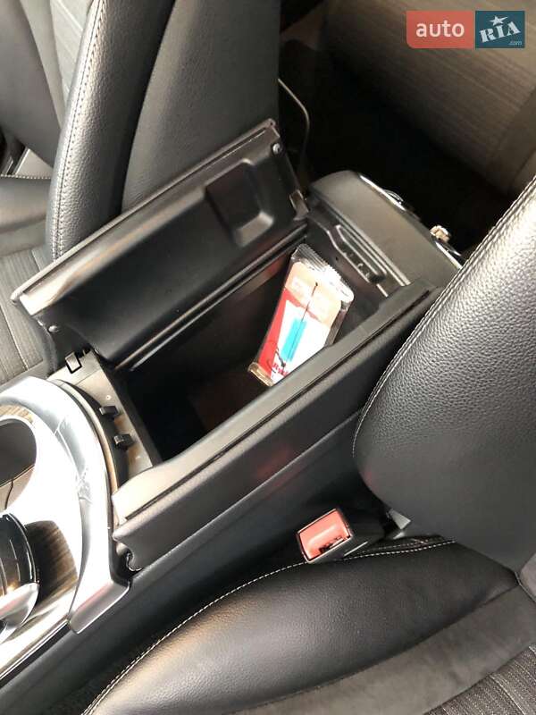 Седан Mercedes-Benz C-Class 2014 в Киеве